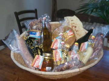 Eigen produkten - Agriturismo S'Ozzastru - Dorgali - Sardinië 